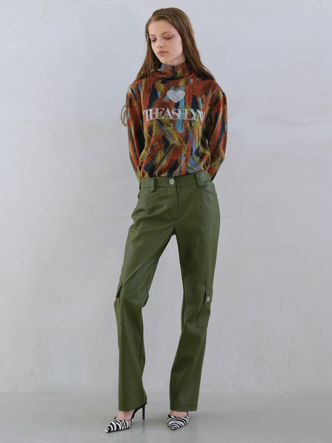 METAL LEATHER CARGO PANTS_GREEN
